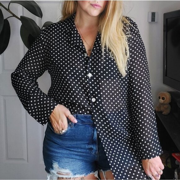 𝅺VINTAGE Black & White Polkadot Chiffon Blouse - Picture 1 of 7
